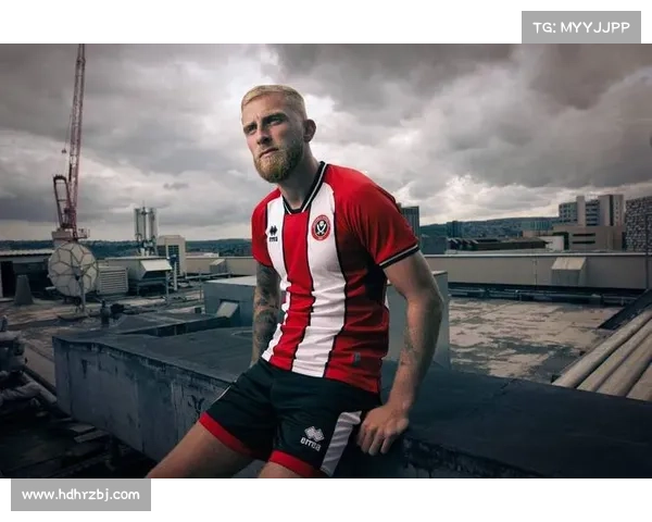 科林蒂安球迷发起万人人链行动手牵手包围百年主场展现激情与团结